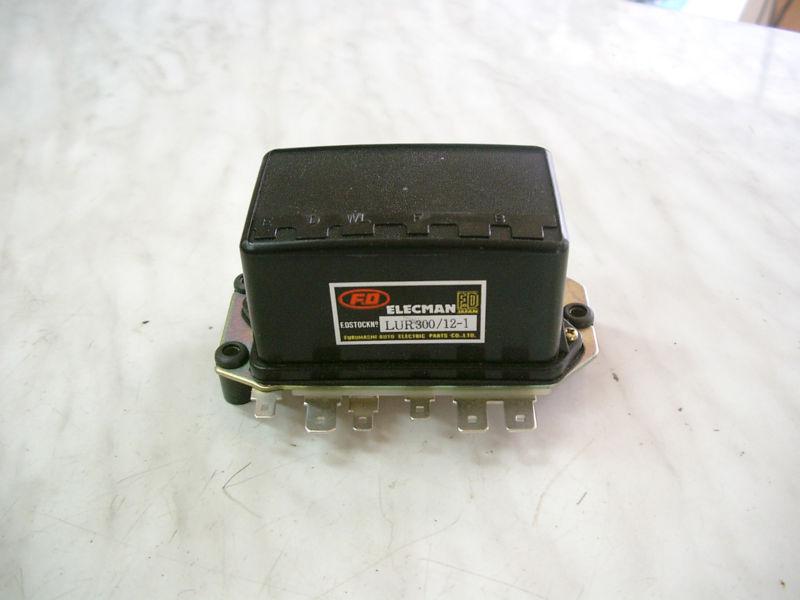 Lucas voltage regulator f.d elecman lur300/12-1  dc12v