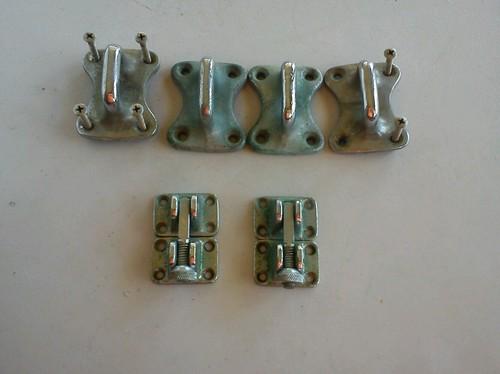 Latch hatches hooks mounts external bait tank latches