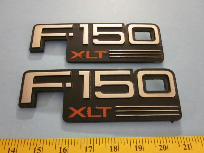 Ford f 150 xlt factory fender emblems