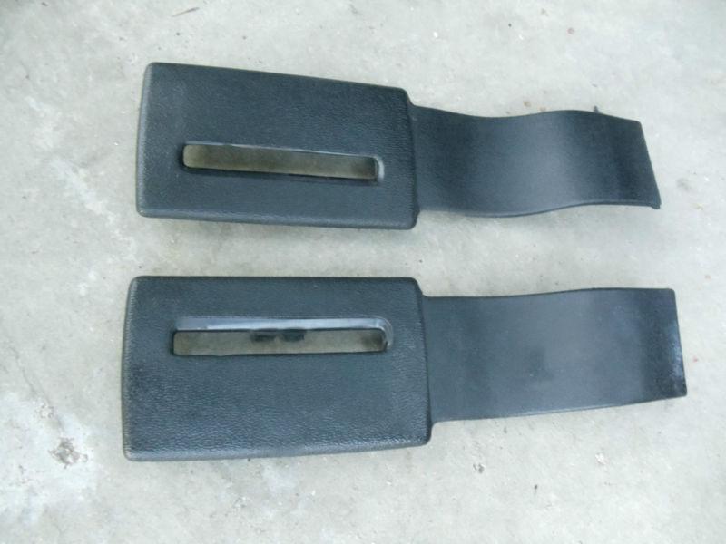 82 - 92 camaro, z28, rs,trans am, firebird seat belt guides black both sides