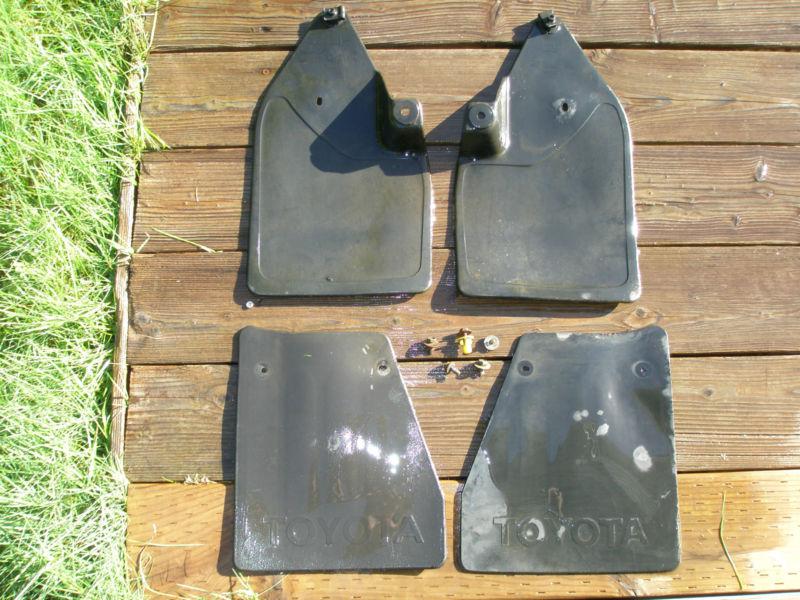 1984 1985 1986 1987 1988 toyota 2wd pickup truck 22r 22re mud flaps splash gaurd