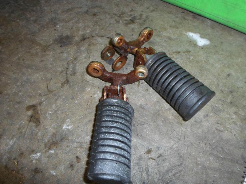 1982 suzuki gs450 t front pegs left right driver pes set