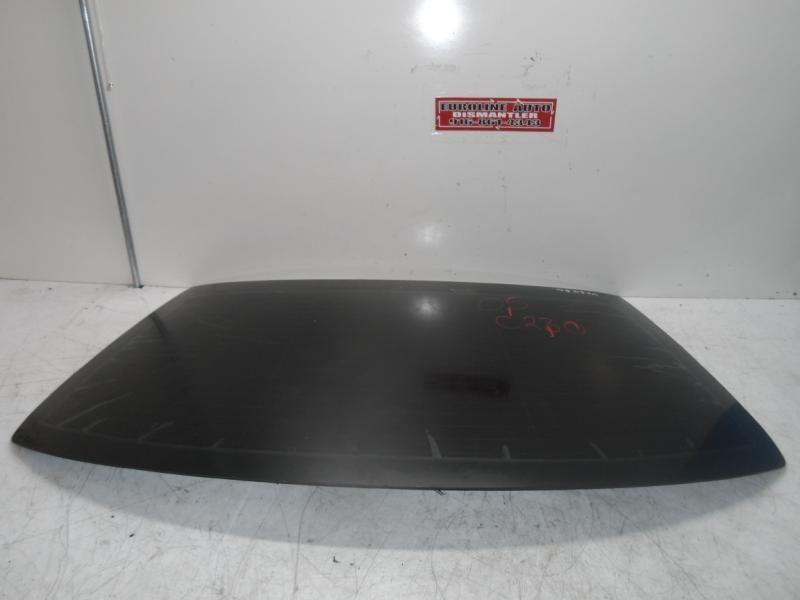 01 02 03 04 05 mercedes c320 back glass 203 type c240 and c320