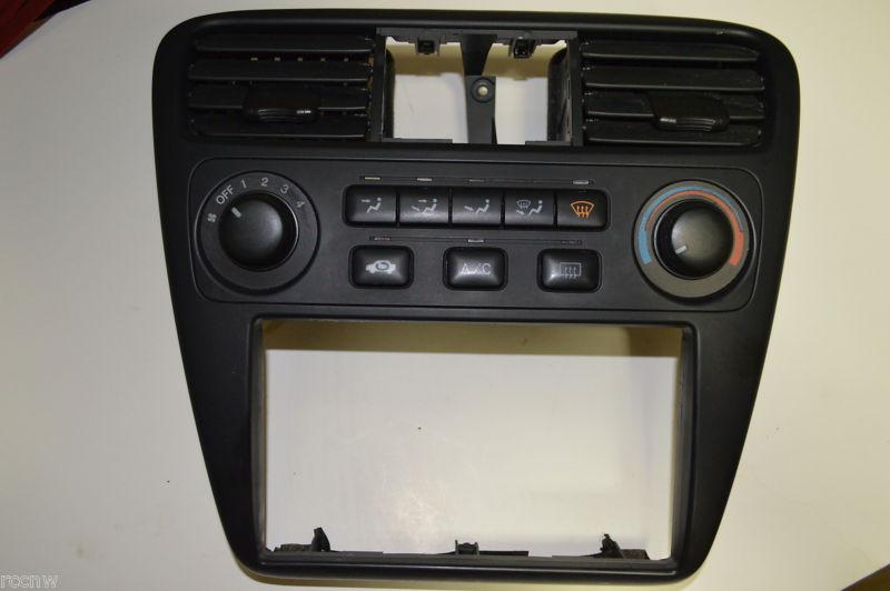 98 99 00 01 02 honda accord climate controller radio surround bezel a+