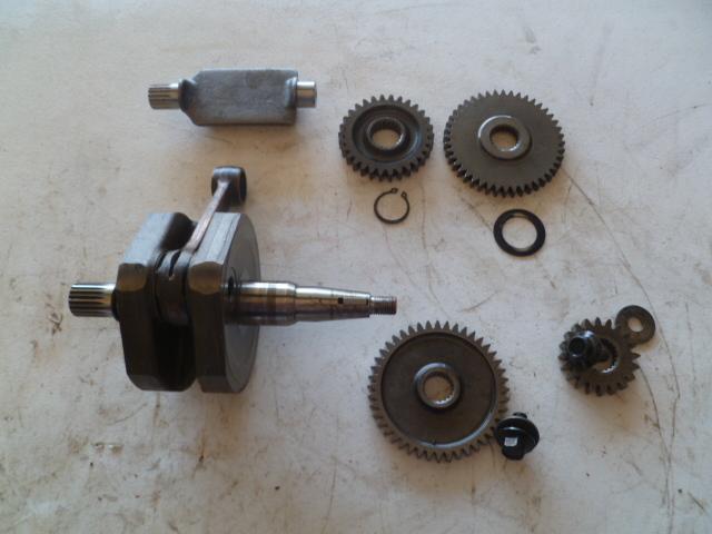 1983 atc 250r 250 crank crankshaft and primary gear  may fit 1981 1982 1984