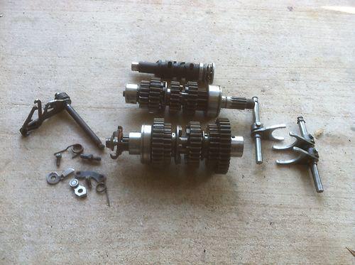 Kawasaki kz1000 transmission assembly