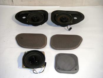 2002 mack vision 3 interior speakers  