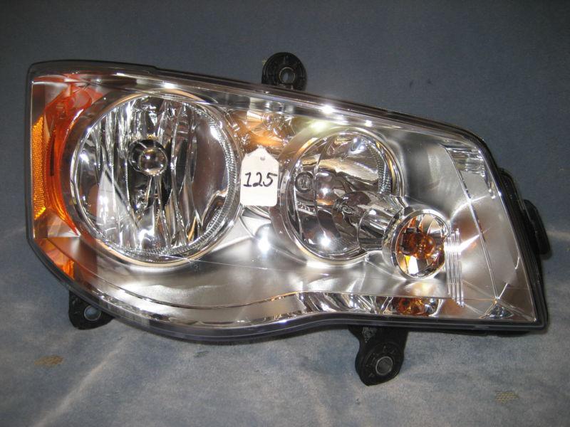 *08-09-10-11-chrysler town & country oem passenger  headlight   #125