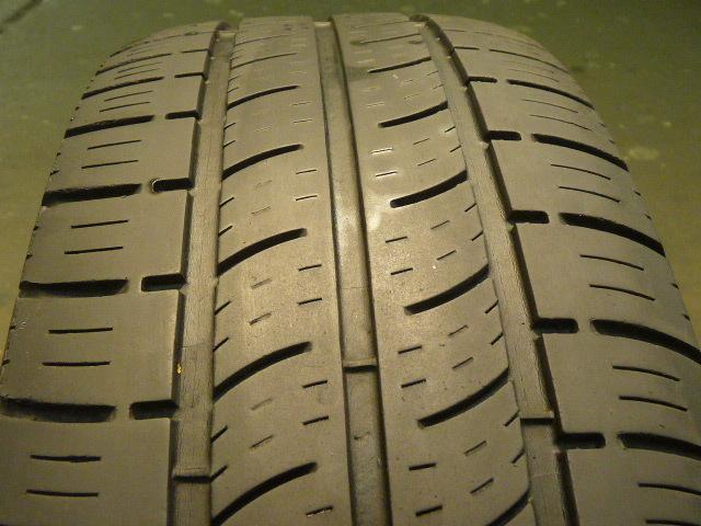 One nice, bfgoodrich premier touring, 215/65/16 p215/65r16, tire # 45381 q