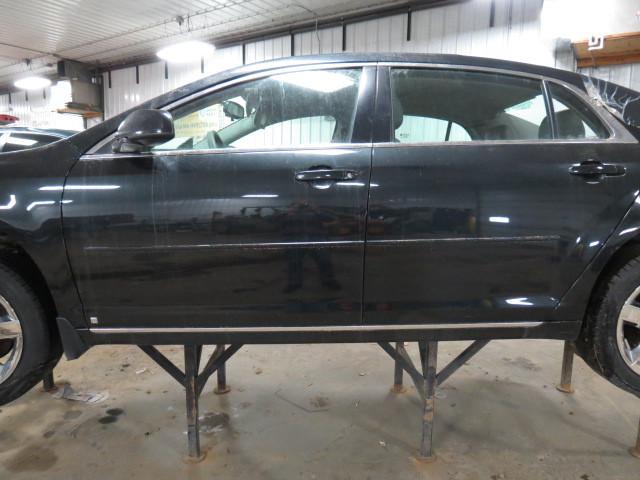 2009 chevy malibu front door left 2509605