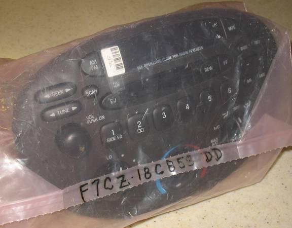 Ford escort 2000 - 2003 tape stereo with climate control part # f8cf-18c858-dc