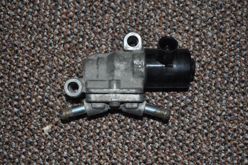 Honda 90-93 accord 92-96 prelude idle air control valve iacv iac 138200-0261