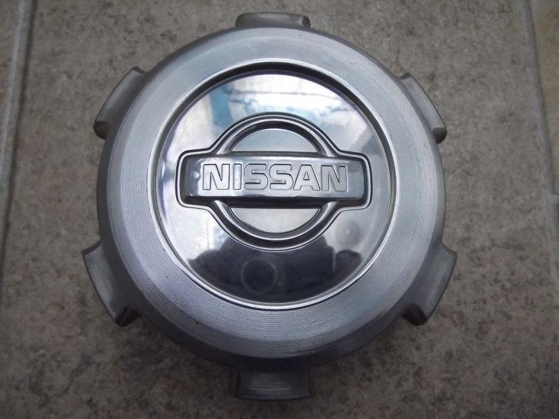 Nissan pathfinder pickup center hub cap caps hubcap 1996-1998