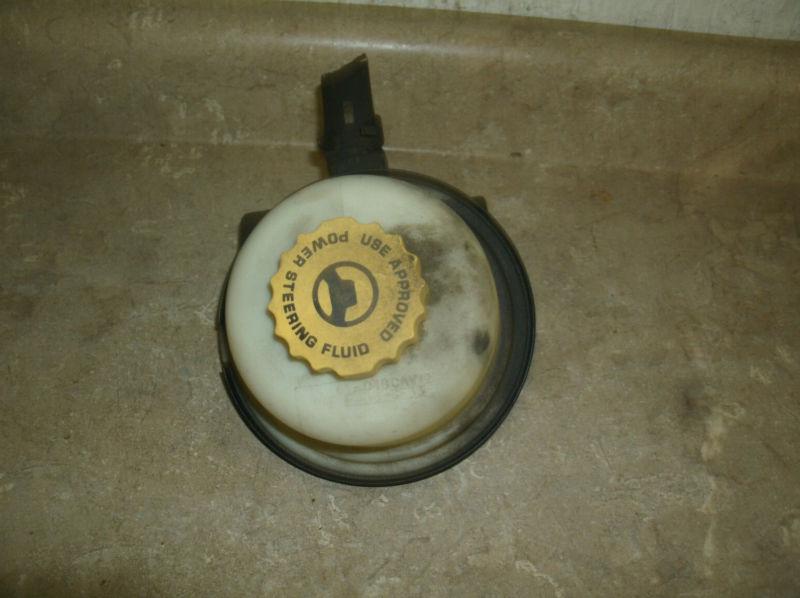 01-04 town & country/caravan/01-03 voyager power steering resivor/ tank