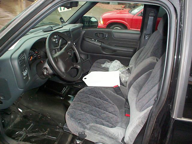 2001 gmc sonoma pickup 16 miles steering column 89137