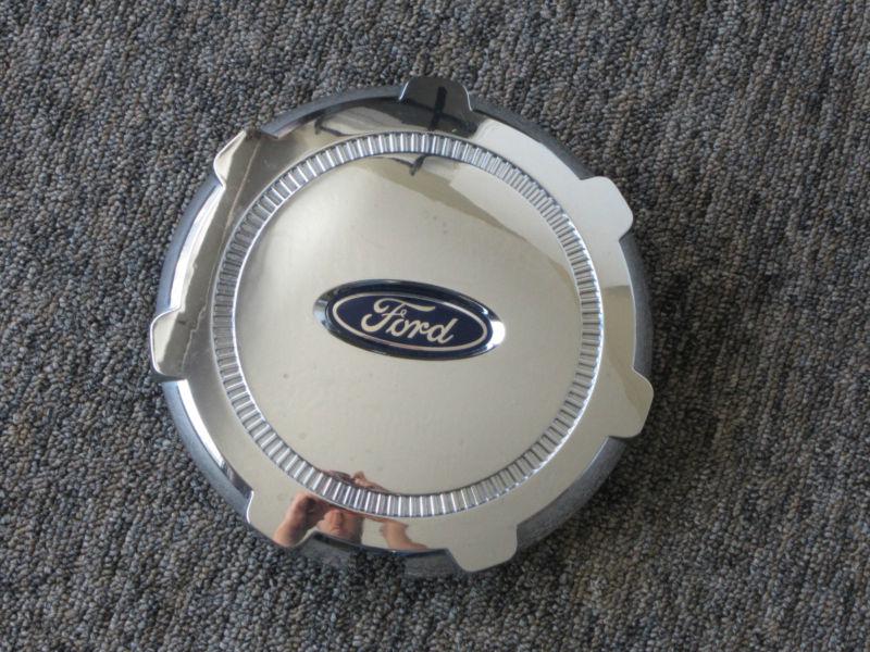 Factory ford center cap, fits on f - 150 truck. years 2009 - 2011