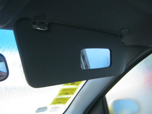 05 aveo right/passenger side sun visor/shade