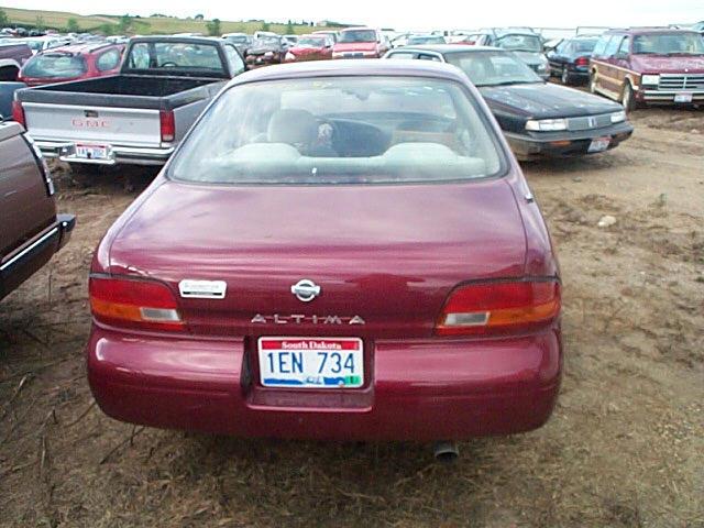 1993 nissan altima outer tail light lamp right