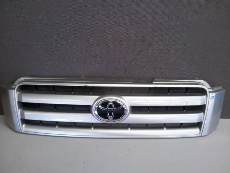 2005-2006 toyota highlander front radiator grille 53111-48070