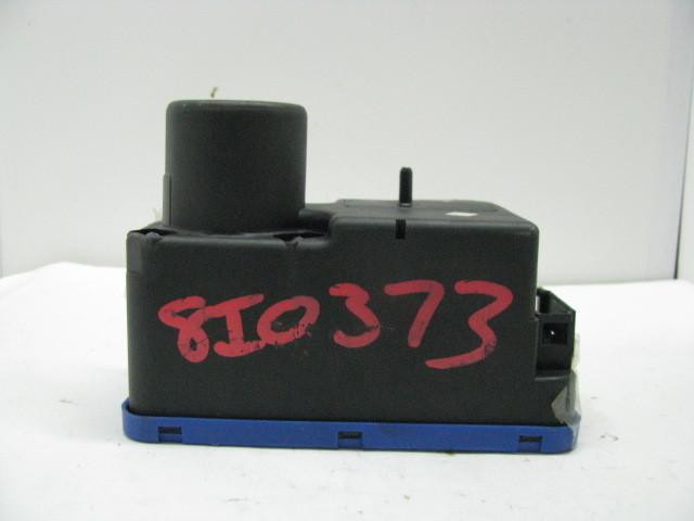 Lock actuator volkswagen passat 1993 93 21920