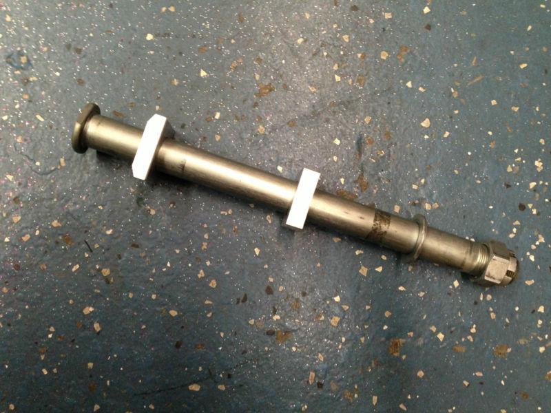 05 06 2005 2006 kawasaki zx6r zx-6r zx 6r zx636 zx 636 zx-636 rear axle assembly