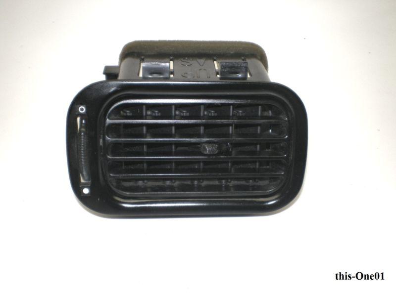 89-94 nissan 240sx a/c heater dash air vent passengerside oem black