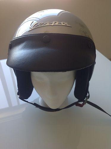 Vespa helmet