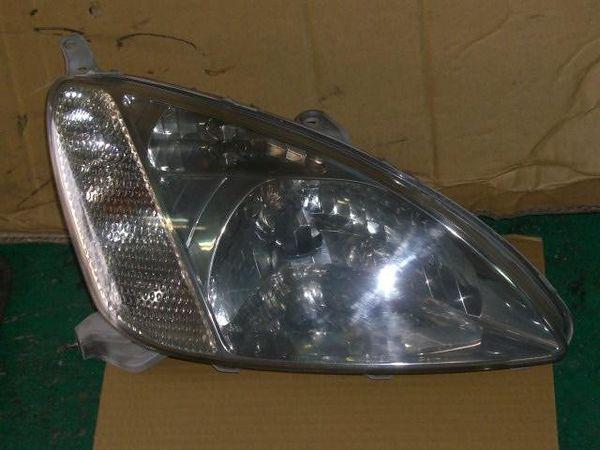 Toyota prius 1998 right head light assembled [0010800]