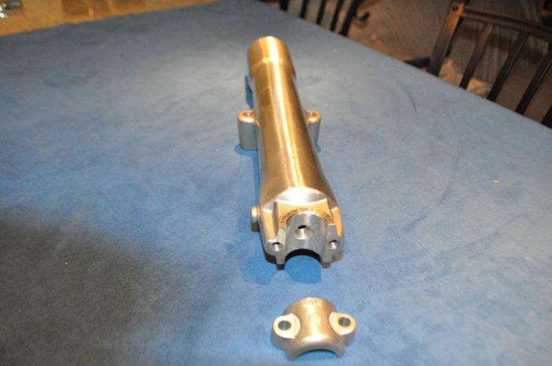 2010 harley davidson softail fork slider right side only