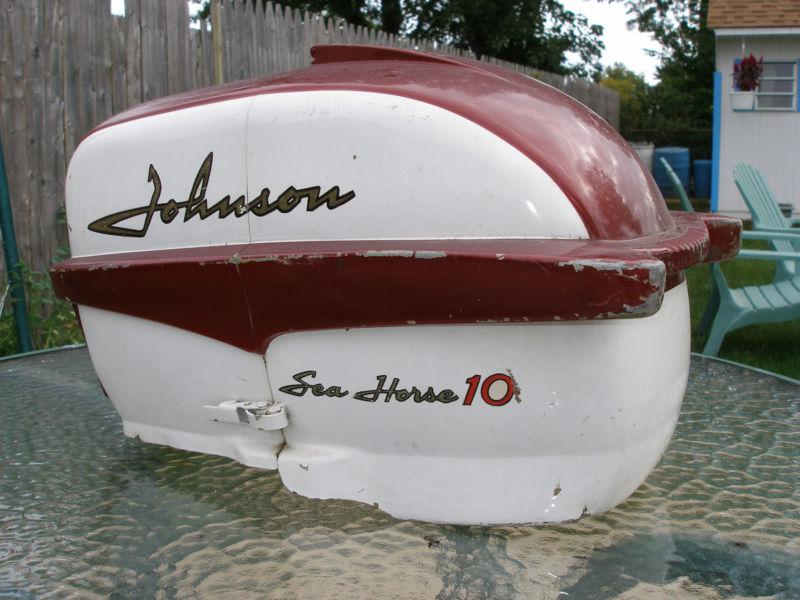 1958 10 h.p. johnson outboard motor  hood/engine cover 