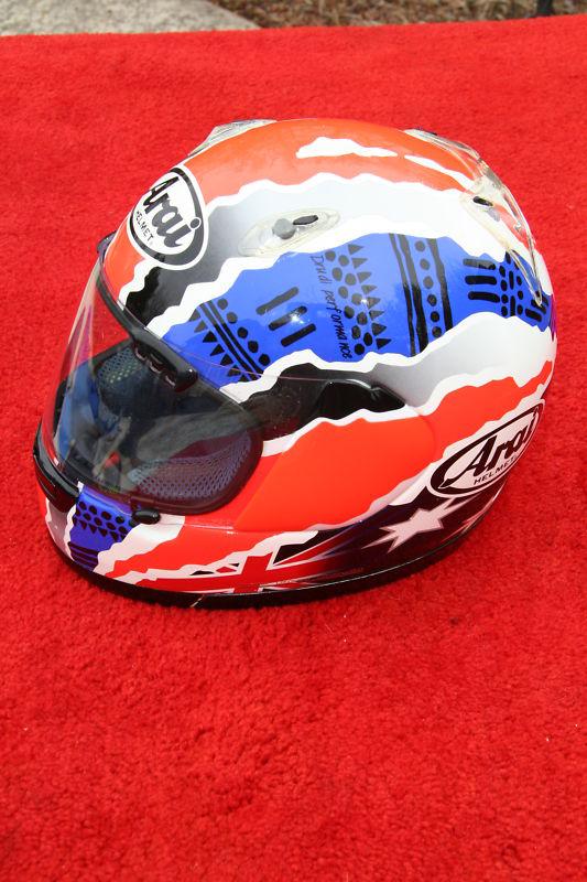 Arai quantum mick doohan 1998 mark 2 'star' race replica helmet xl