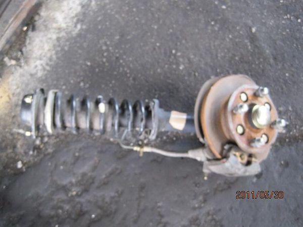 Mitsubishi minicab 1996 front right strut assy [0150100]