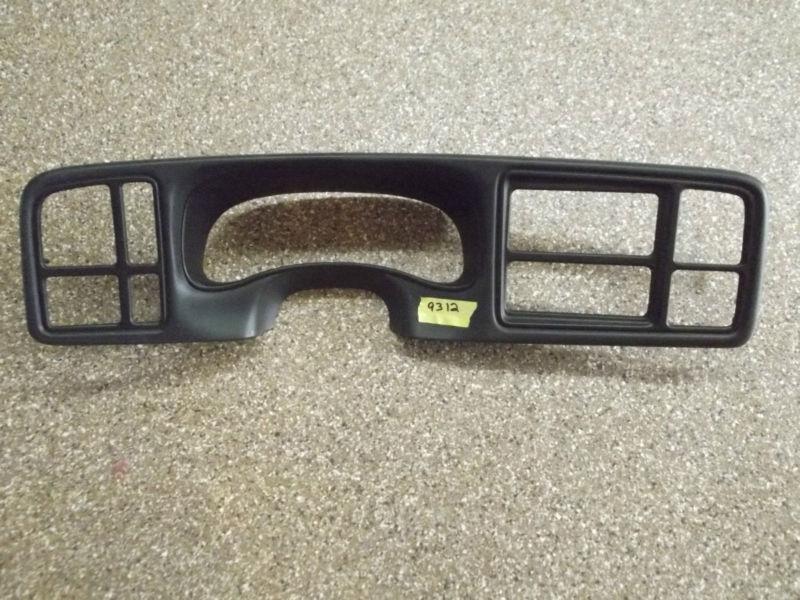 99 00 01 02 silverado sierra 1500 2500 dash radio bezel - interior trim code 12i