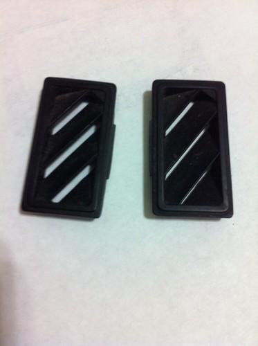 82-92 camaro iroc z/28 dash pad corner edge mini defroster vents left and right