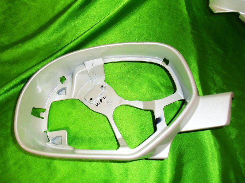 07 08 10 12 escalade silverado left oem mirror glass frame white diamond j8-27