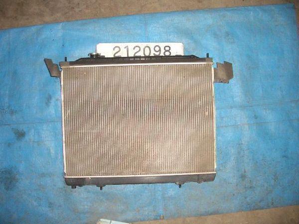 Nissan elgrand 2002 radiator [9820400]