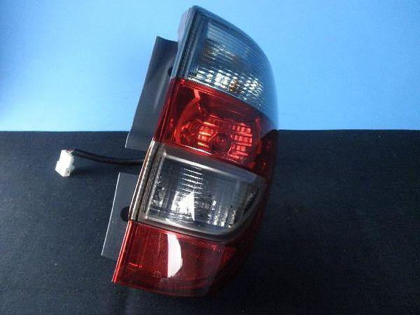 Honda zest 2006 rear right combination lamp [2815500]