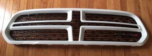 Dodge chrysler oem 14-16 durango-grille surround and mesh