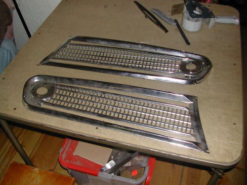 Alfa romeo 101 berlina r or l grill oe nos