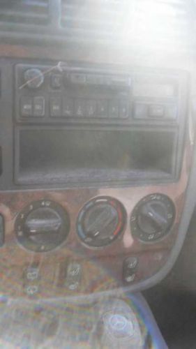 Ml320     1998 dash bezel 50196