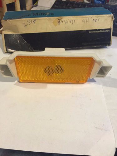 1975 1976 chevy left front side marker light 5941451 nos