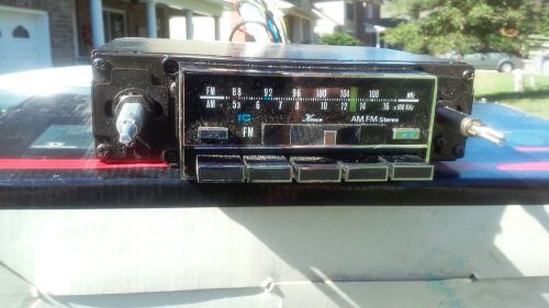 Vintage kraco am/fm  weather band  stereo radio,pushbutton tuning pretested