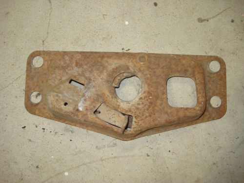 Hr holden lower bonnet catch