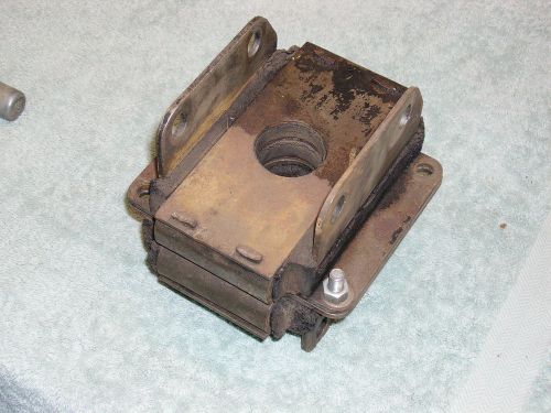 1932-3 packard 900-1001 rear  motor mounts. pair.