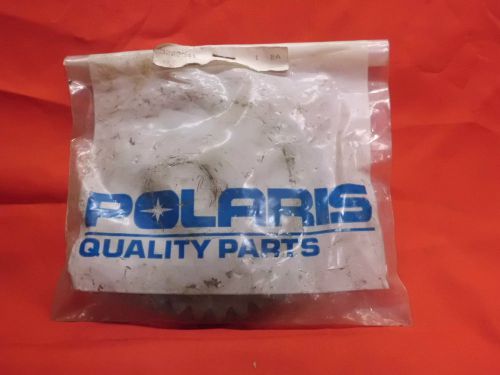 Polaris 35 tooth lower chaincase gear # 3222041  rare 35 tooth  &#034;nos&#034;  +reduced+