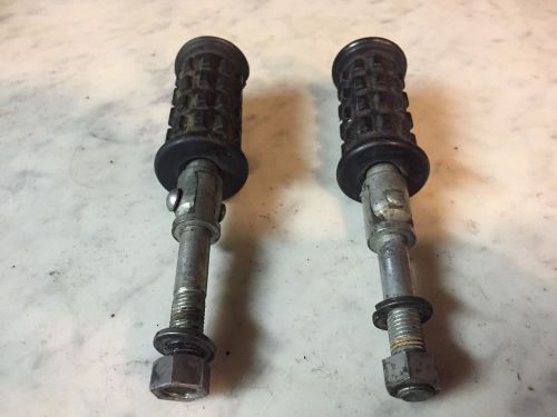 1974 kawasaki g5 g5-b passenger foot pegs