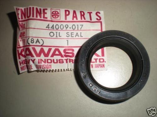 Nos kawasaki kd80 mc1a kd100 fork oil seal 44009-017