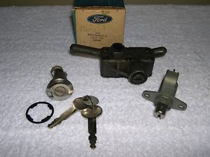 Nos 1973 ford pinto glove box trunk / tailgate lock set w/ keys d3fz-6243507-b