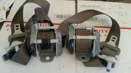 2007 2008 dodge caliber right and left front seat belt retractors gray