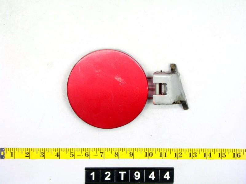 93 voyager fuel filler door lid gas tank cover cap oem red 12t944